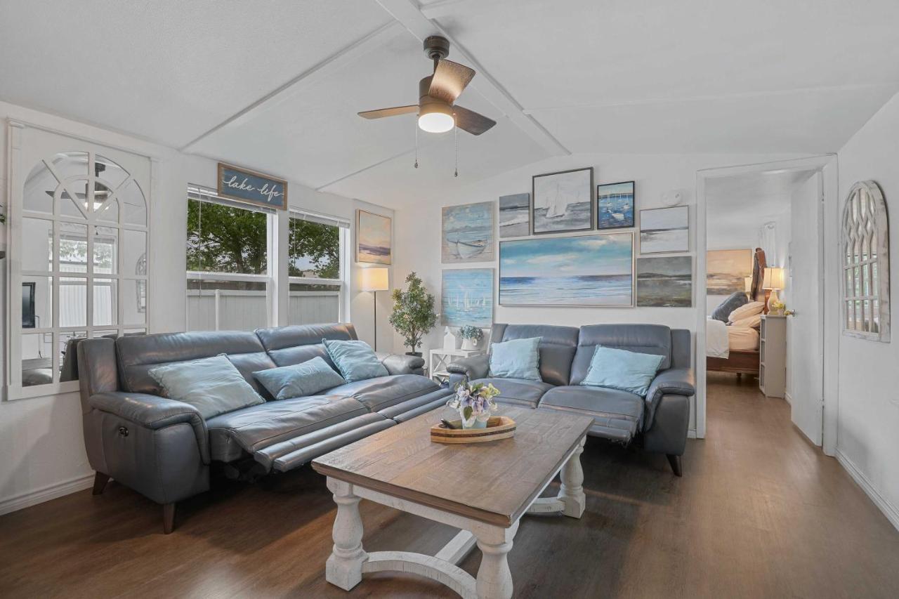 Pet-Friendly Lake Dallas Home Near Lewisville Lake Экстерьер фото