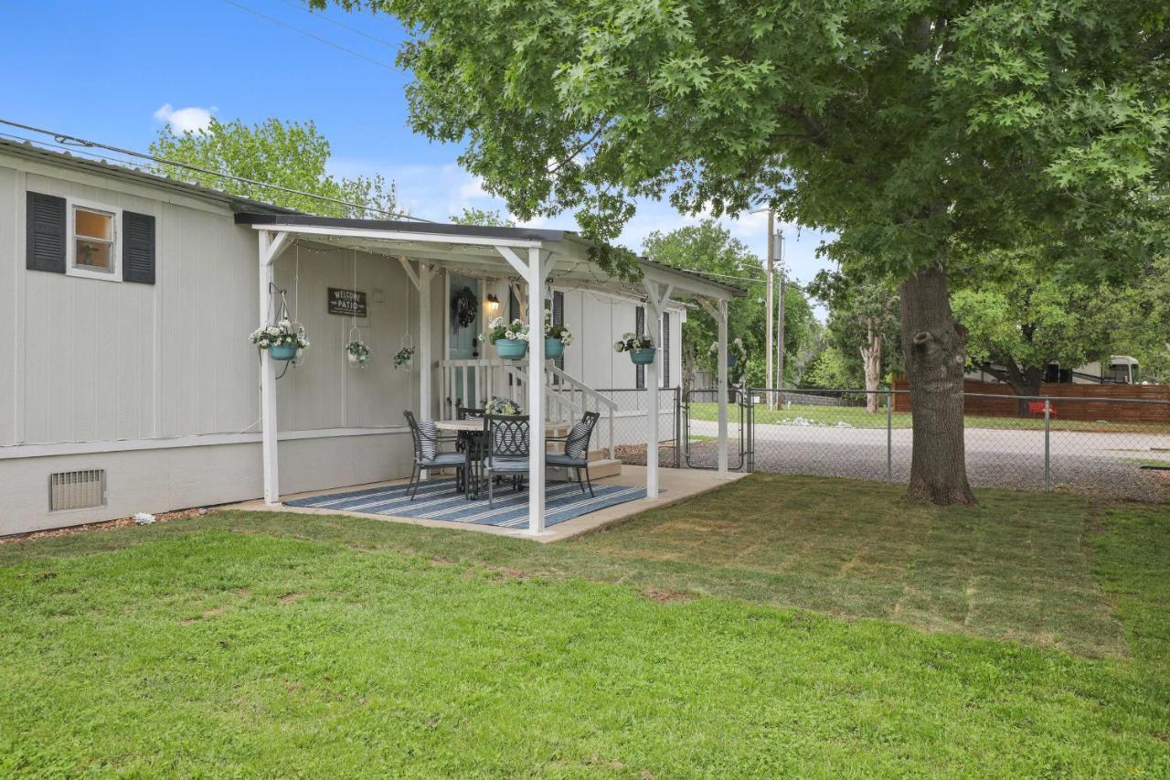 Pet-Friendly Lake Dallas Home Near Lewisville Lake Экстерьер фото