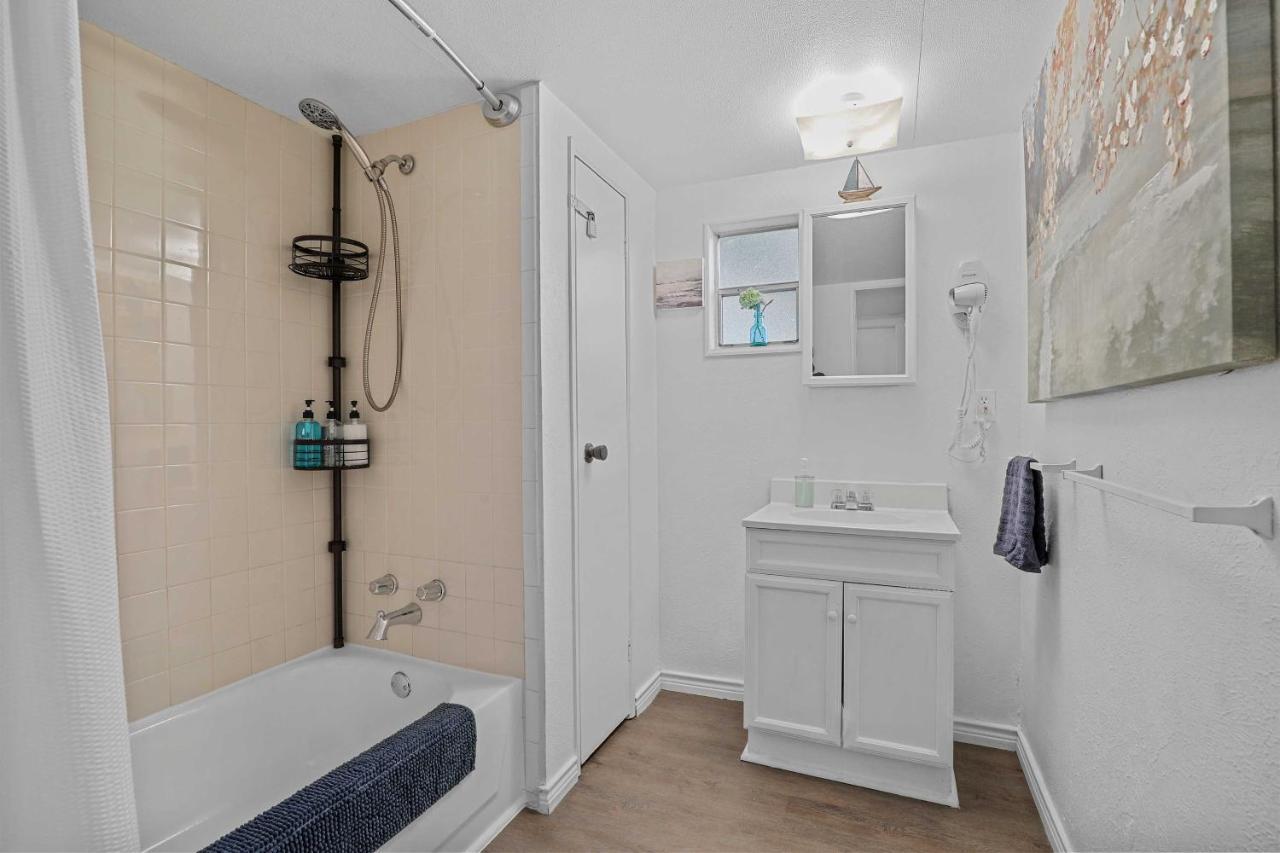 Pet-Friendly Lake Dallas Home Near Lewisville Lake Экстерьер фото